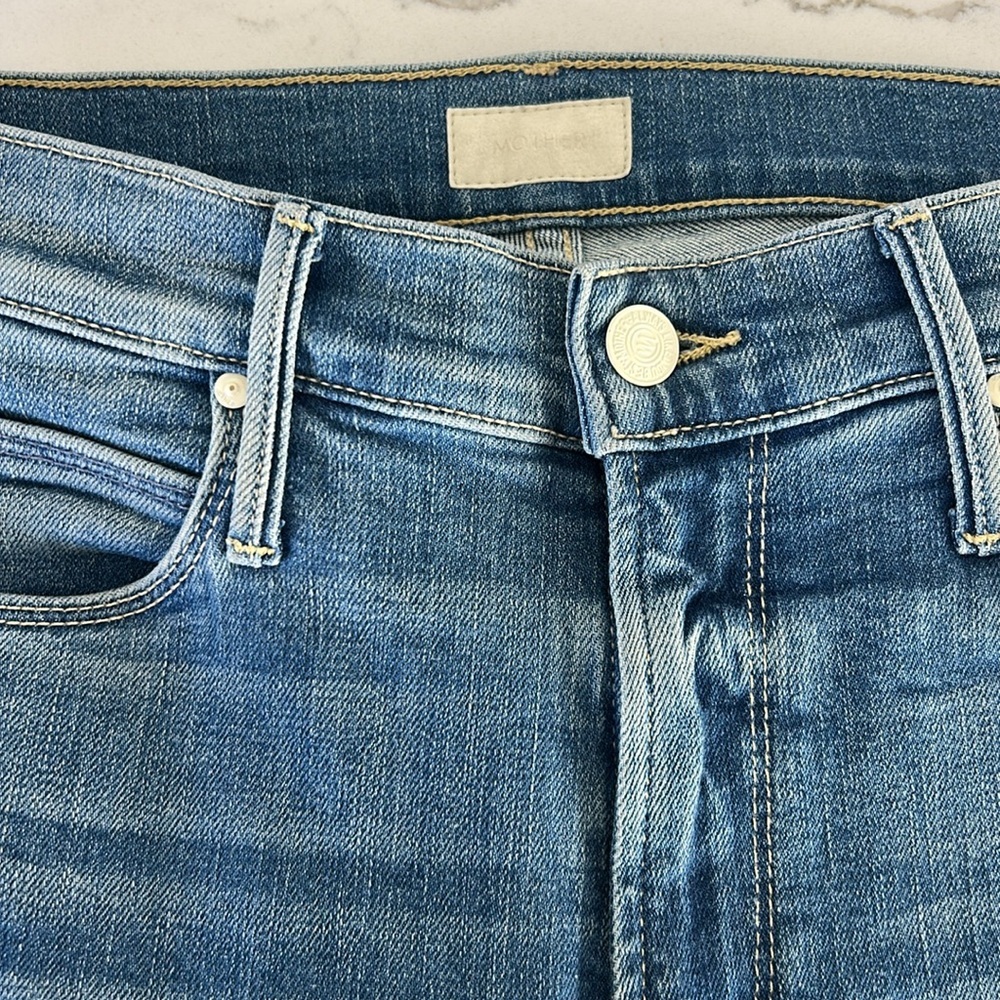 MOTHER The Mid-Rise Dazzler Crop Fray Jeans Blowing Kisses Womens Size 27 - Picture 8 of 15